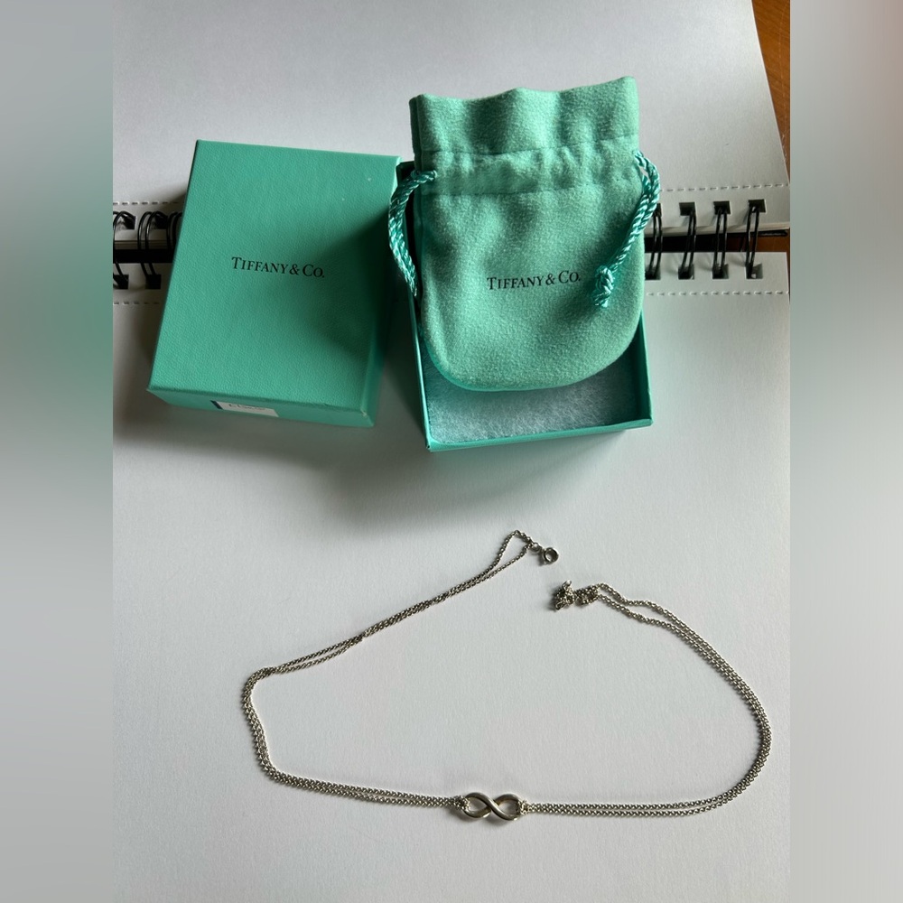 Tiffany & Co double chain infinity necklace silver